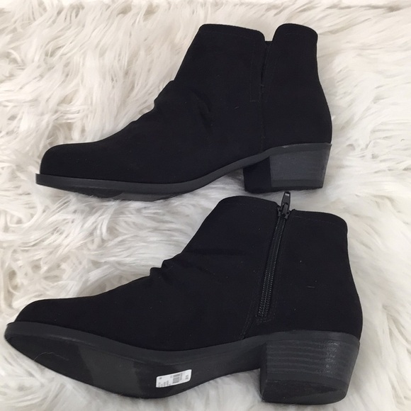 Lane Bryant Faux Suede Scrunch Ankle Boot Booties Size 8W NEW - Picture 5 of 6